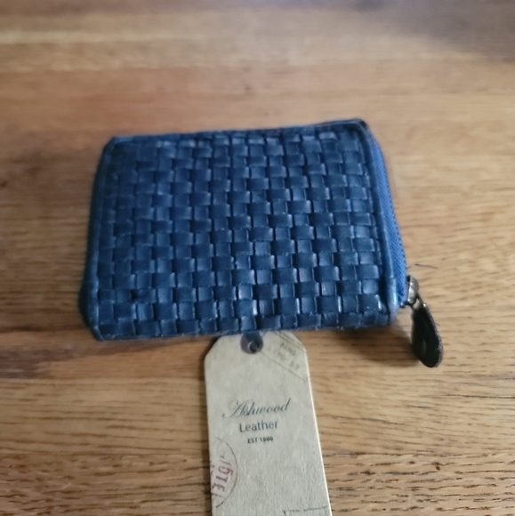 Navy Blue leather wallet - Picture 3 of 3